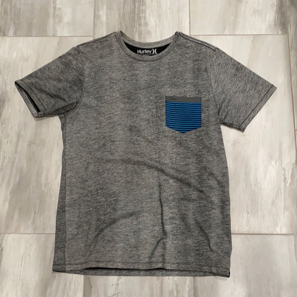 Hurley tshirt
